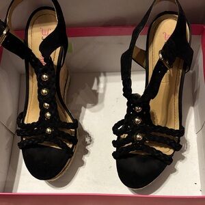 Elegant Black Wedge Sandals